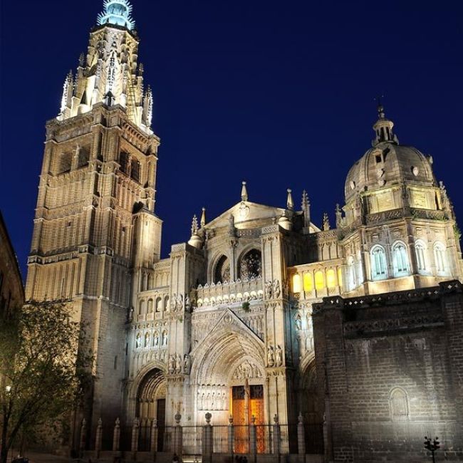 Iluminación ornamental en Toledo